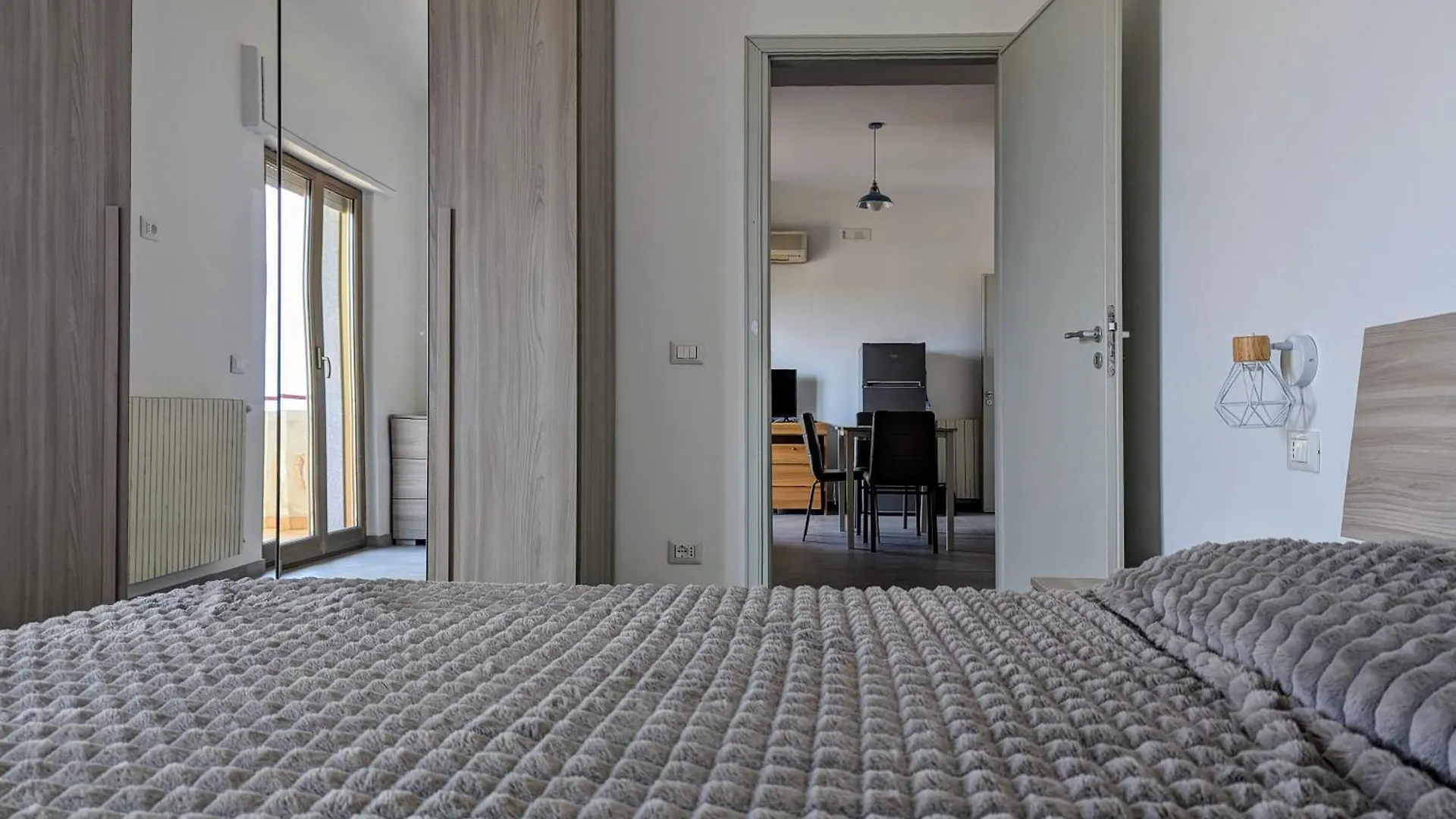 Appartamento Alcantara Casa Santa